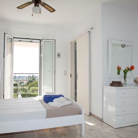 Cavaliere Houses Lixouri Bagian luar foto