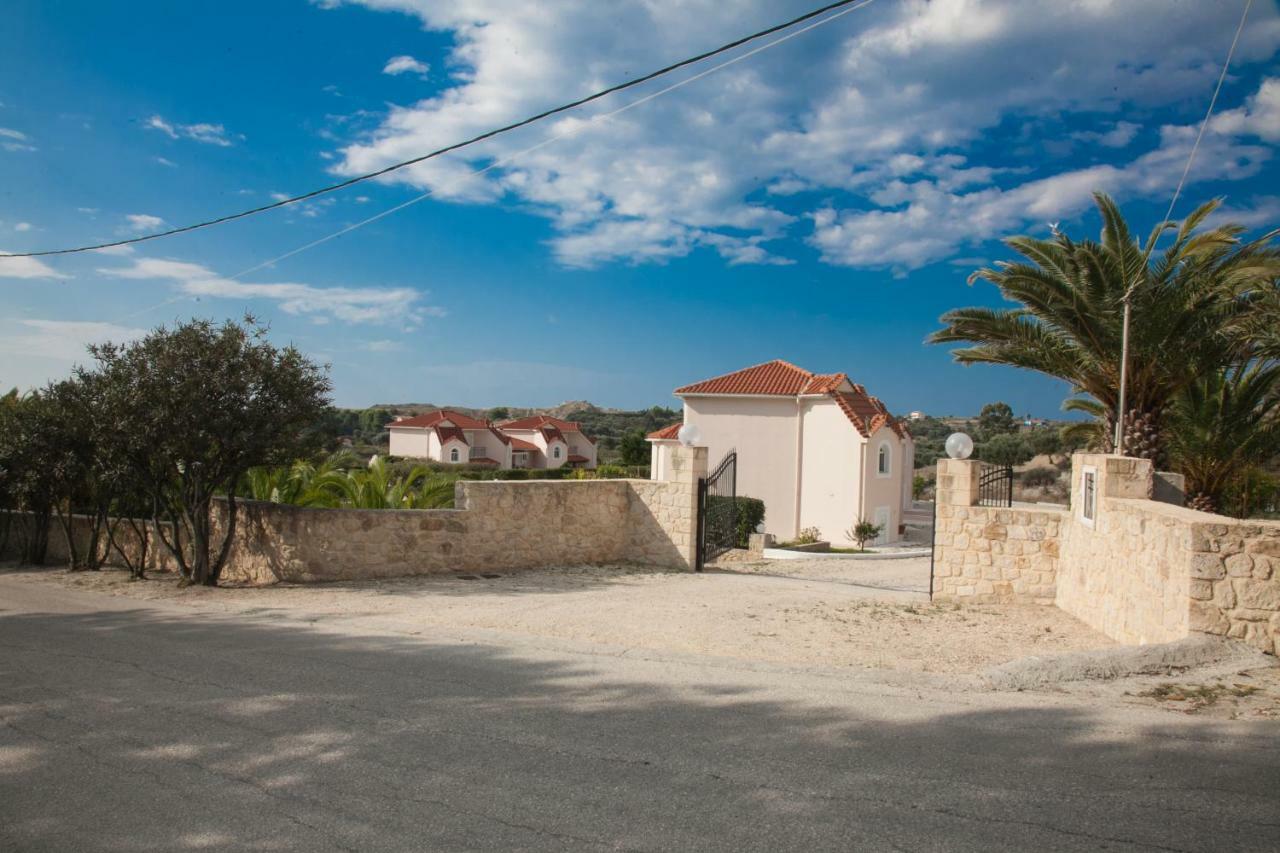 Cavaliere Houses Lixouri Bagian luar foto