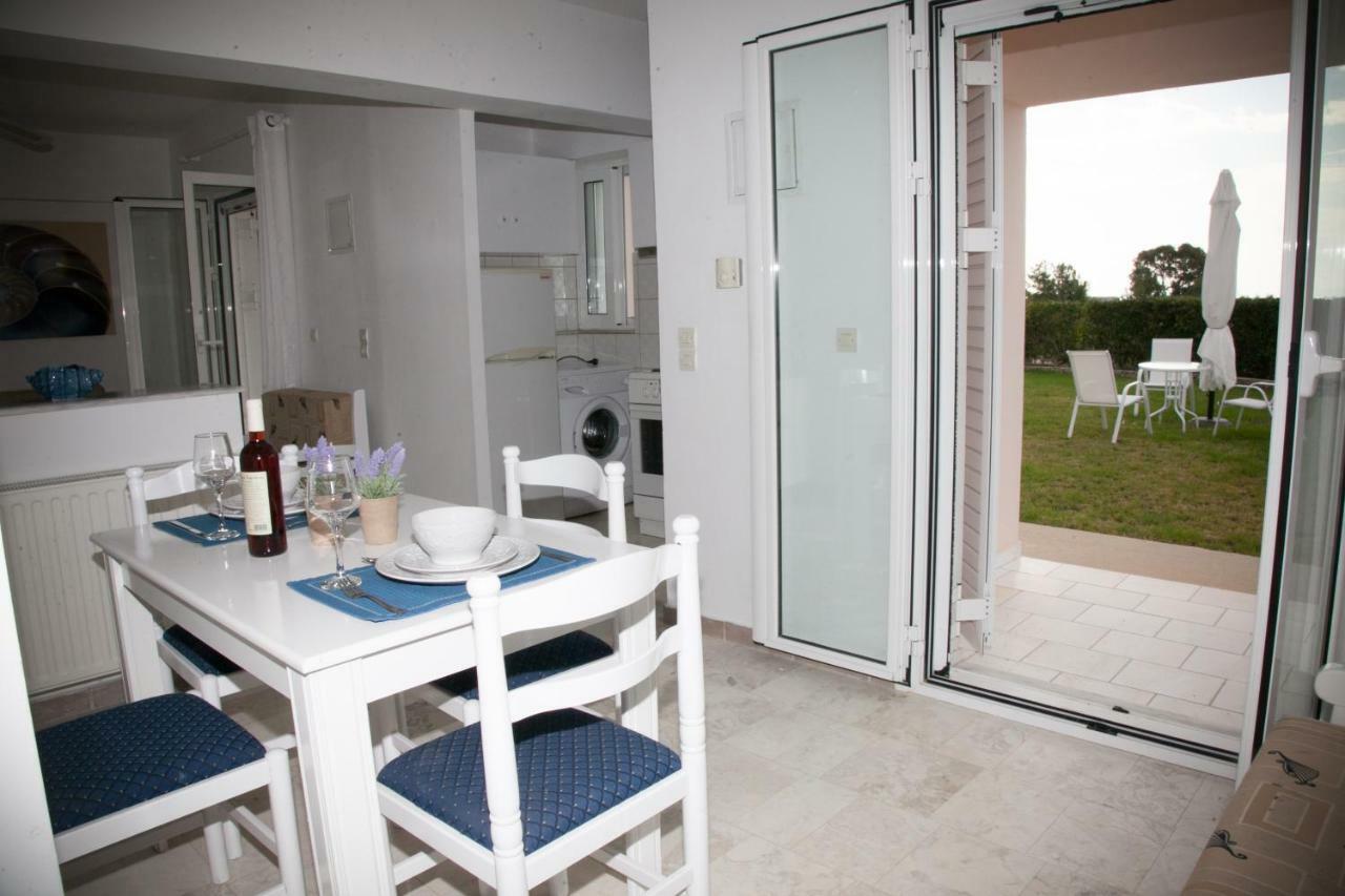 Cavaliere Houses Lixouri Bagian luar foto